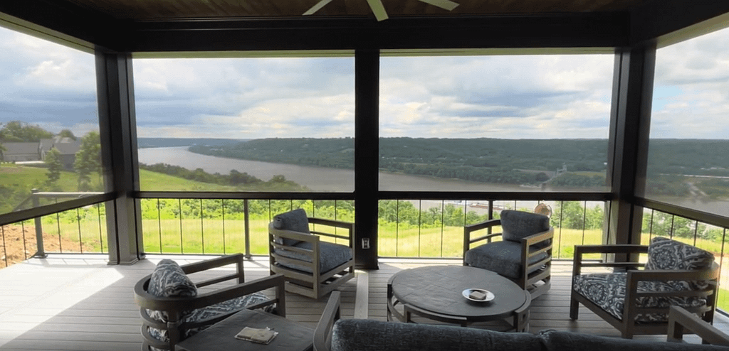 Screened-in deck facing the Ohio River.